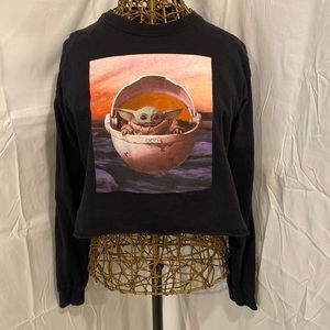 Baby yoda black long sleeve crop top